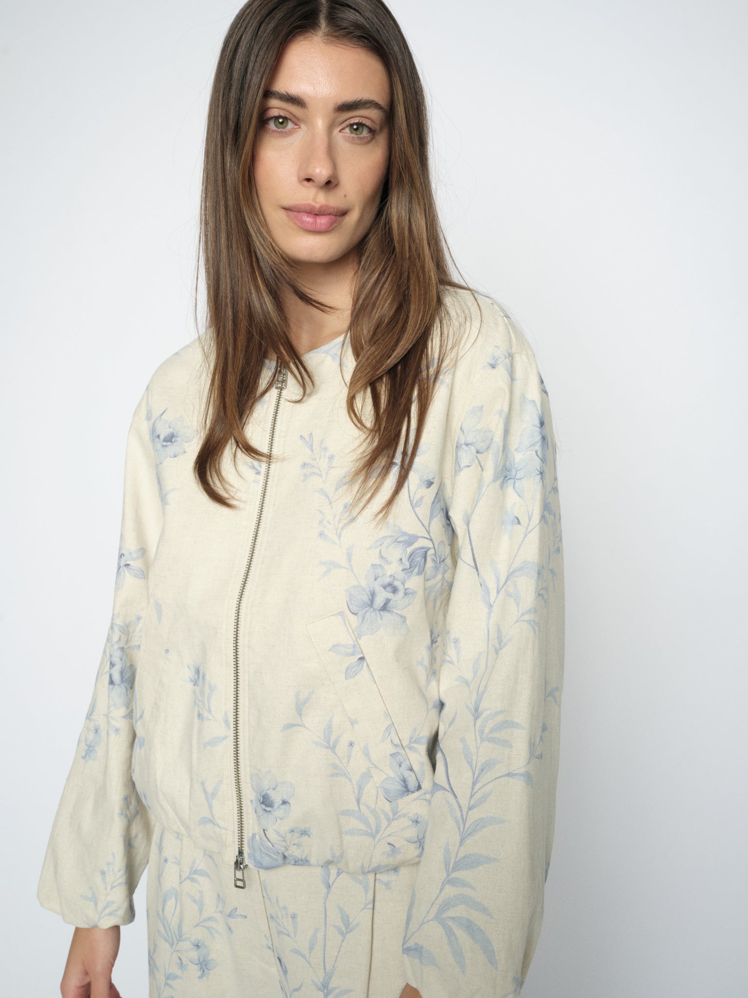 Modelshot / Skyway / Detail